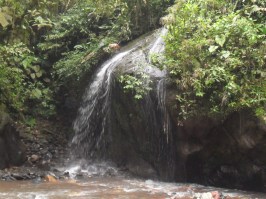 SANTAN HELENA DEL OPON CASCADA